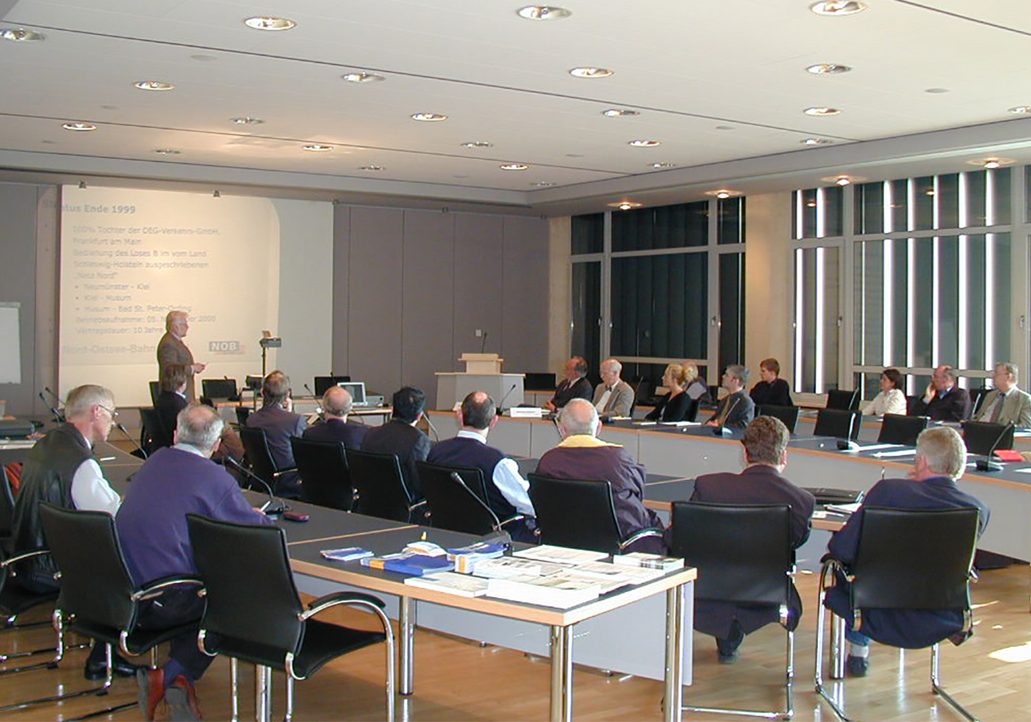 Die erste Streckenbeiratssitzung am 8. Mai 2001 in Husum